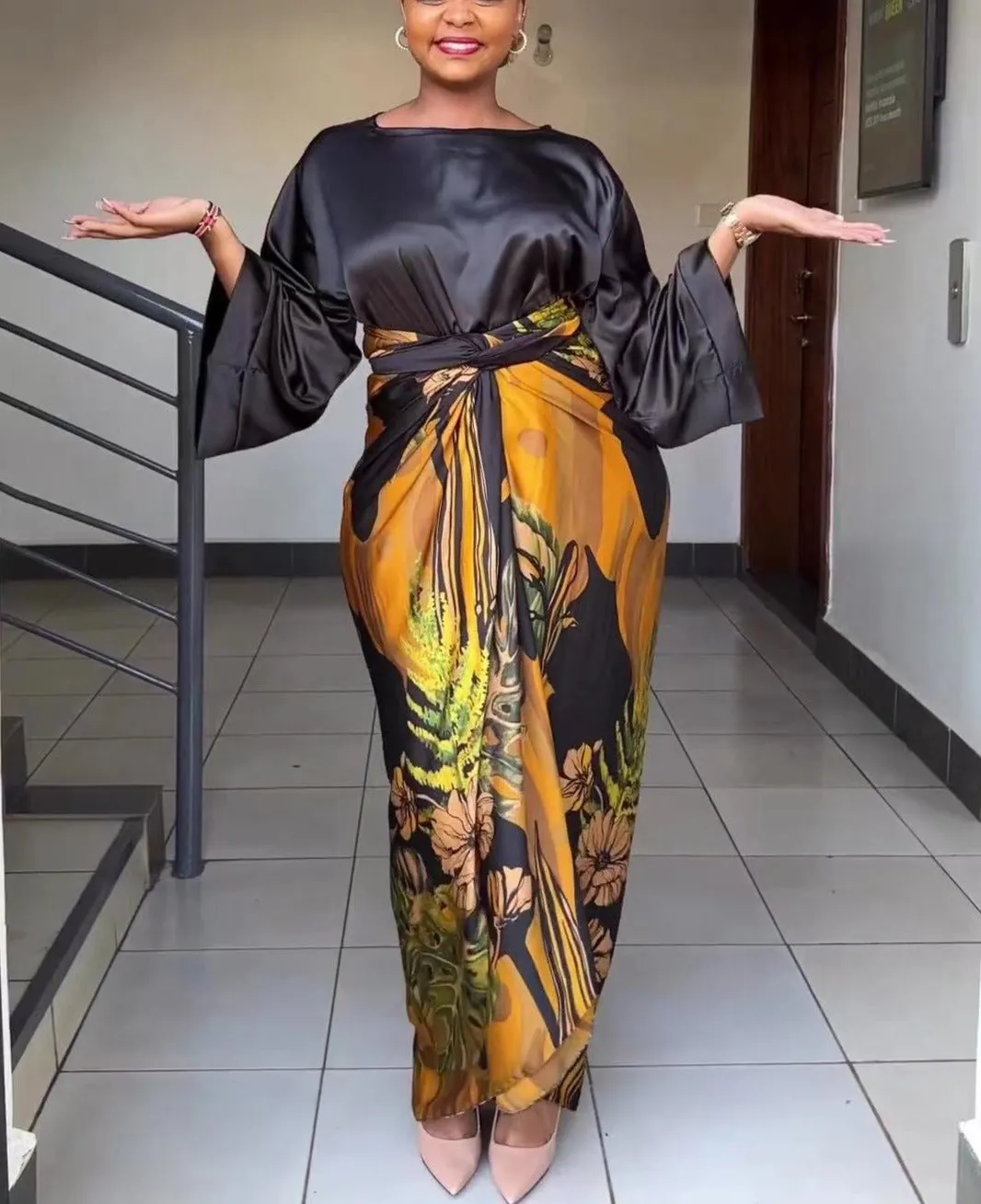 African Printed Traditional Two Piece Dress Set/Long Skirt & O-neck Loose Flare Sleeve Blouse