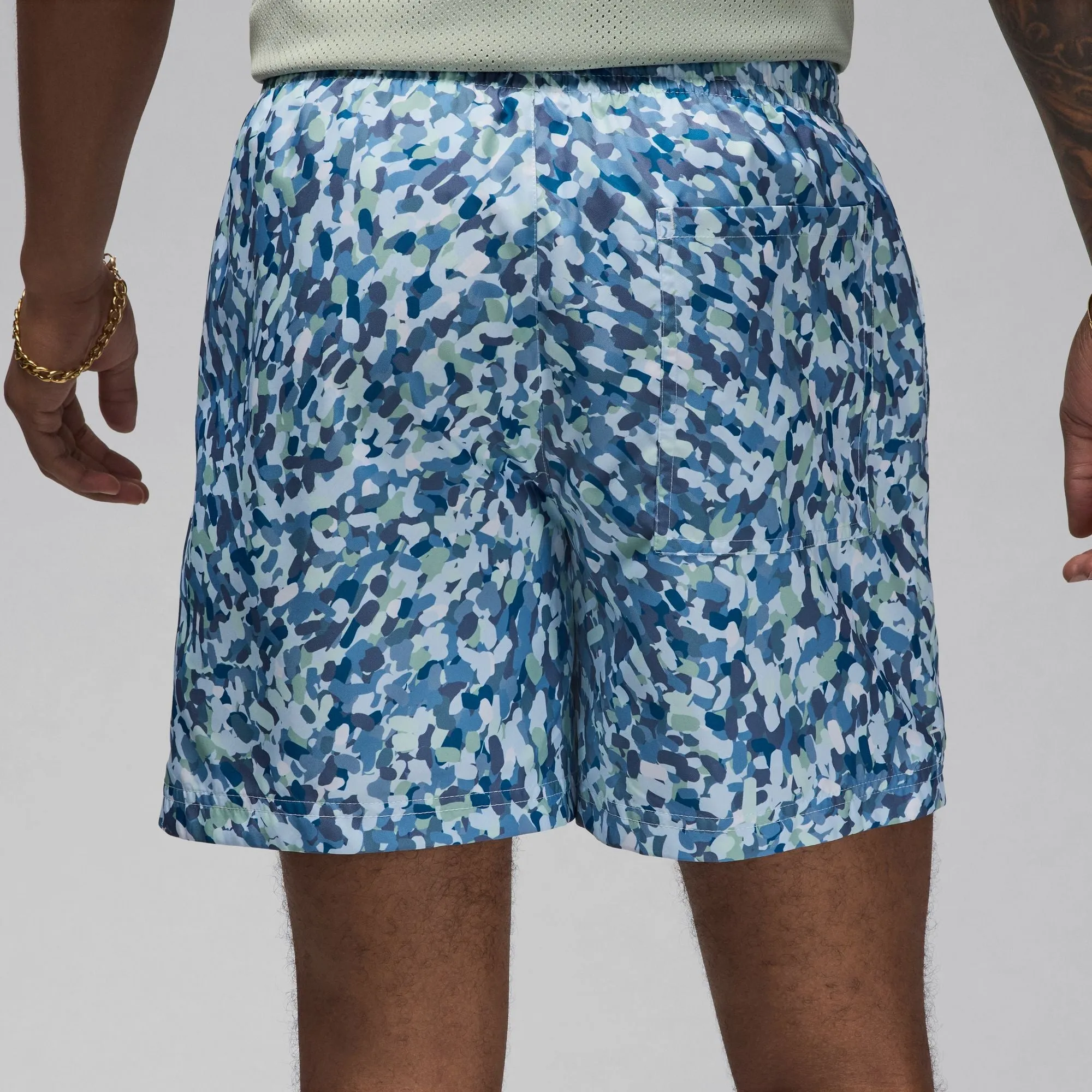 Air Jordan Essentials Poolside Shorts (Blue Tint/White)