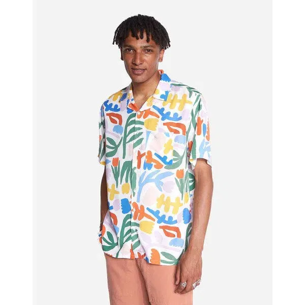 Aloha Garden - Loose Fit Hawaii Hemd mit Allover Print