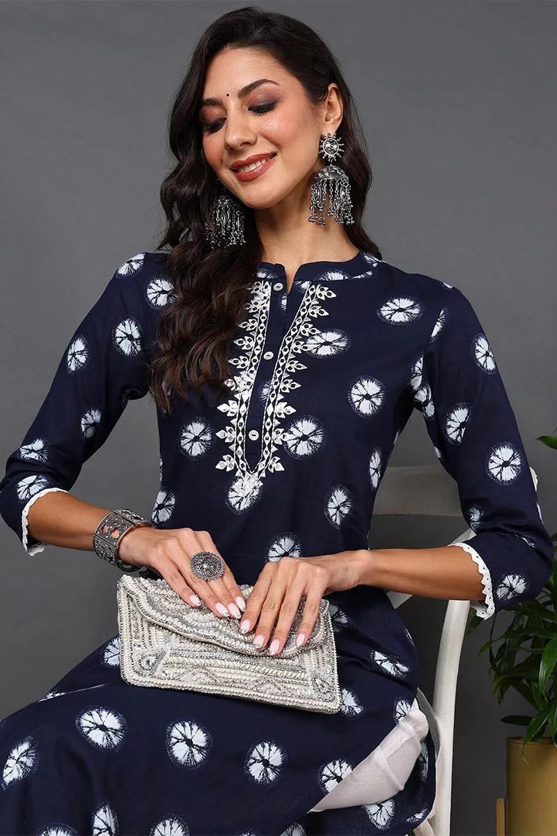 Blue Cotton Embroidered Ethnic Motifs Straight Kurta