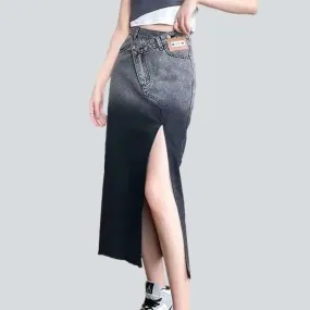 Contrast color slit denim skirt