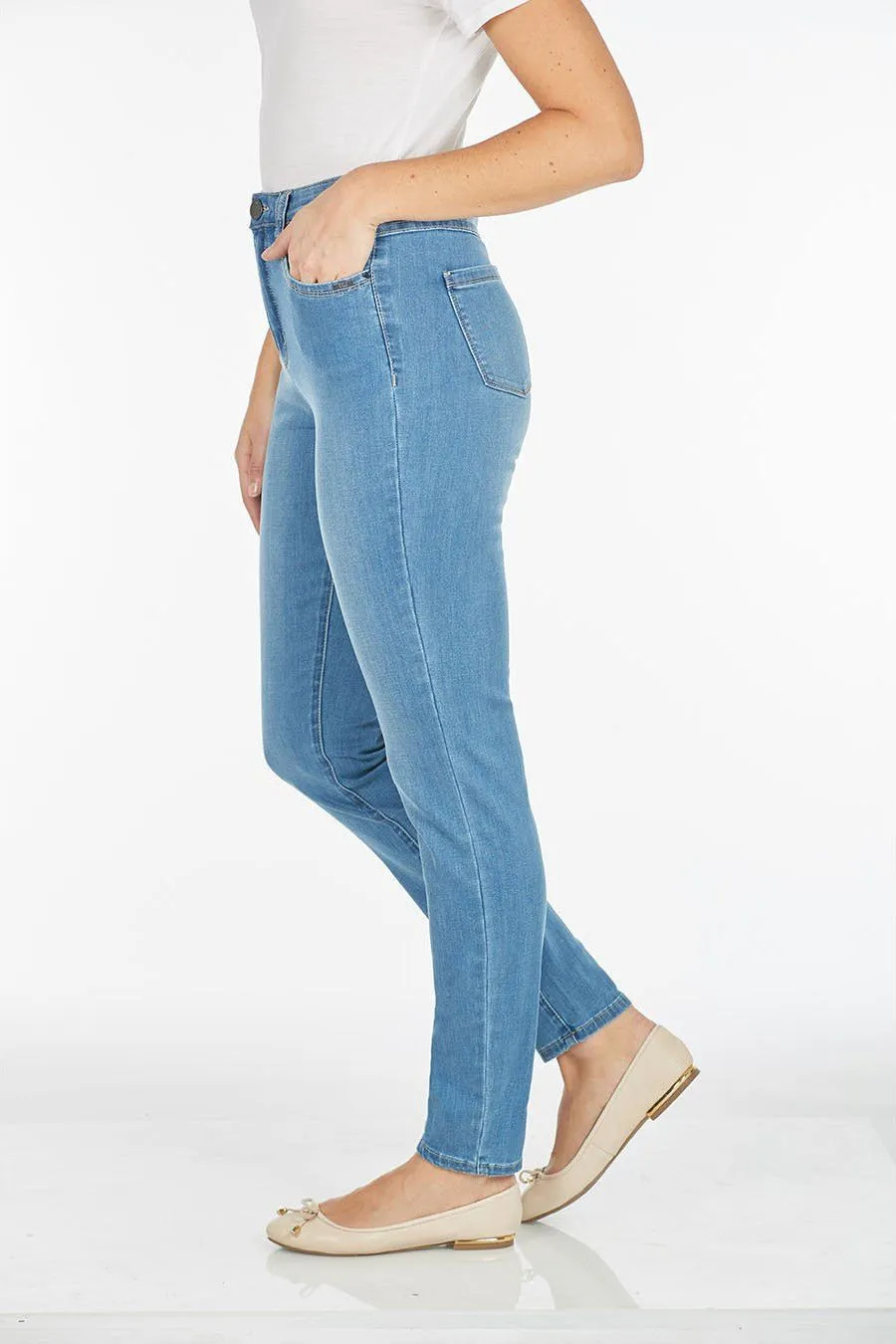 FDJ Suzanne Cool Denim Slim Leg Jean - Style 6705630