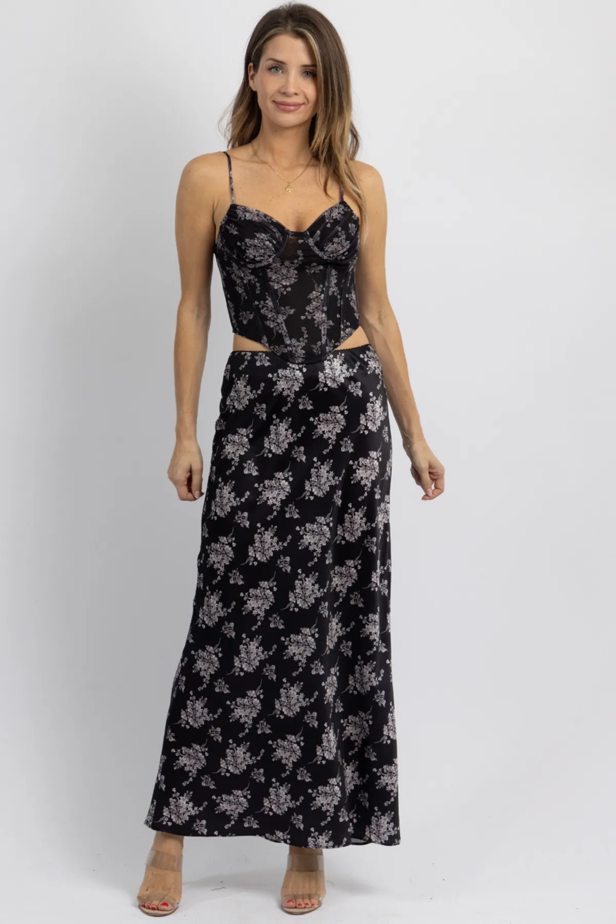 GWYNETH BLACK FLORAL SKIRT