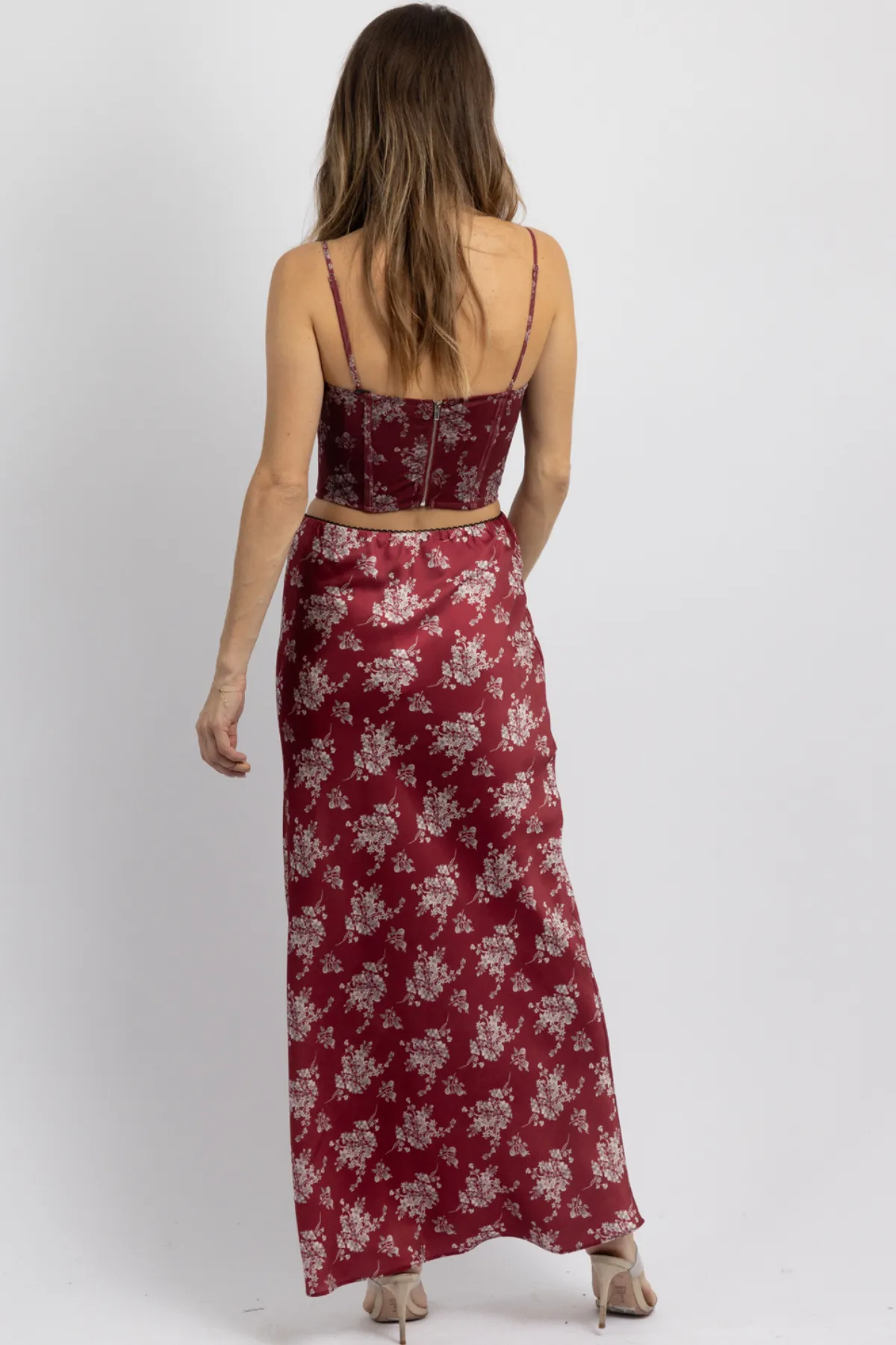 GWYNETH WINE FLORAL SKIRT