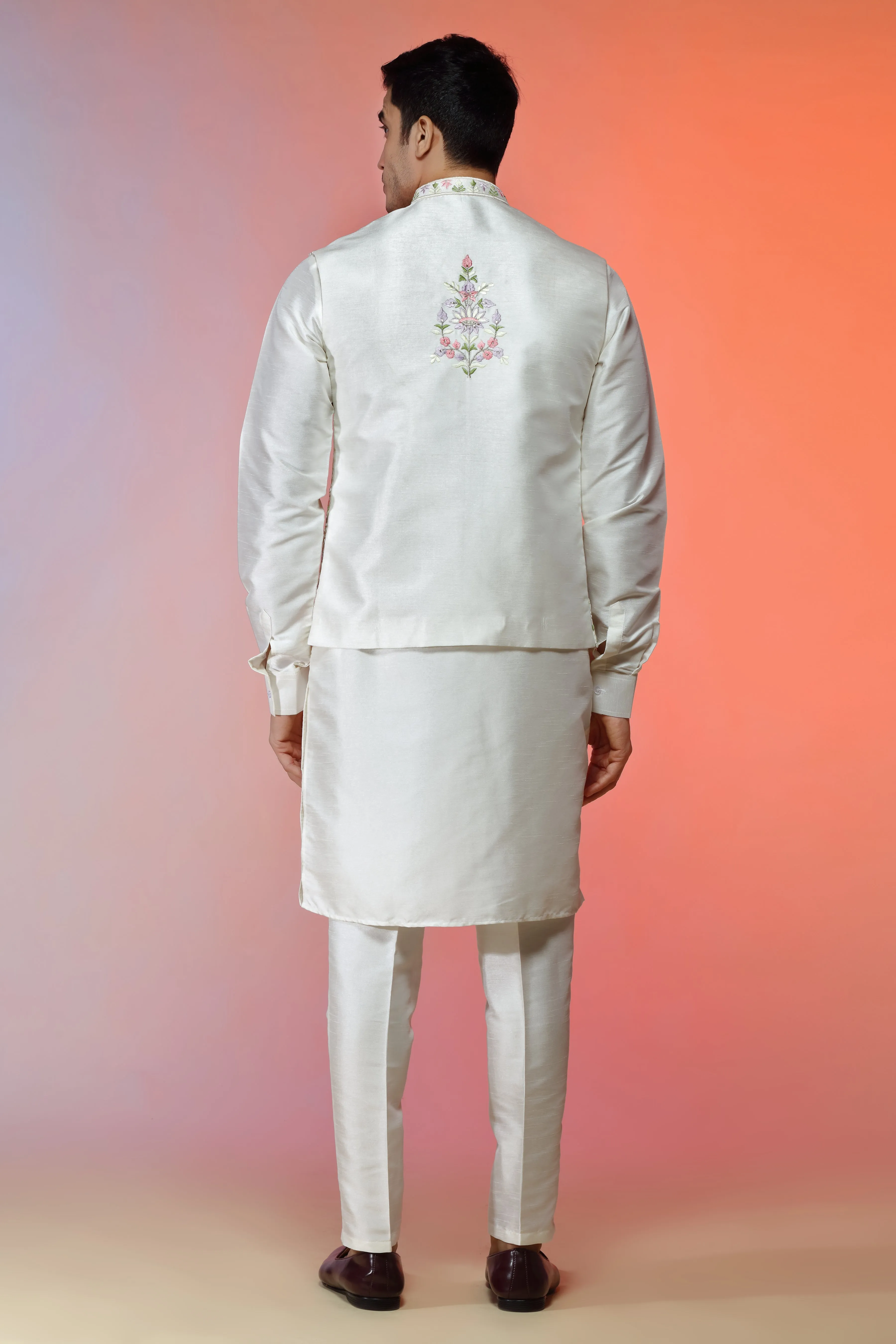 Ivory Silk Jacket Set In Floral Embroidery For Men