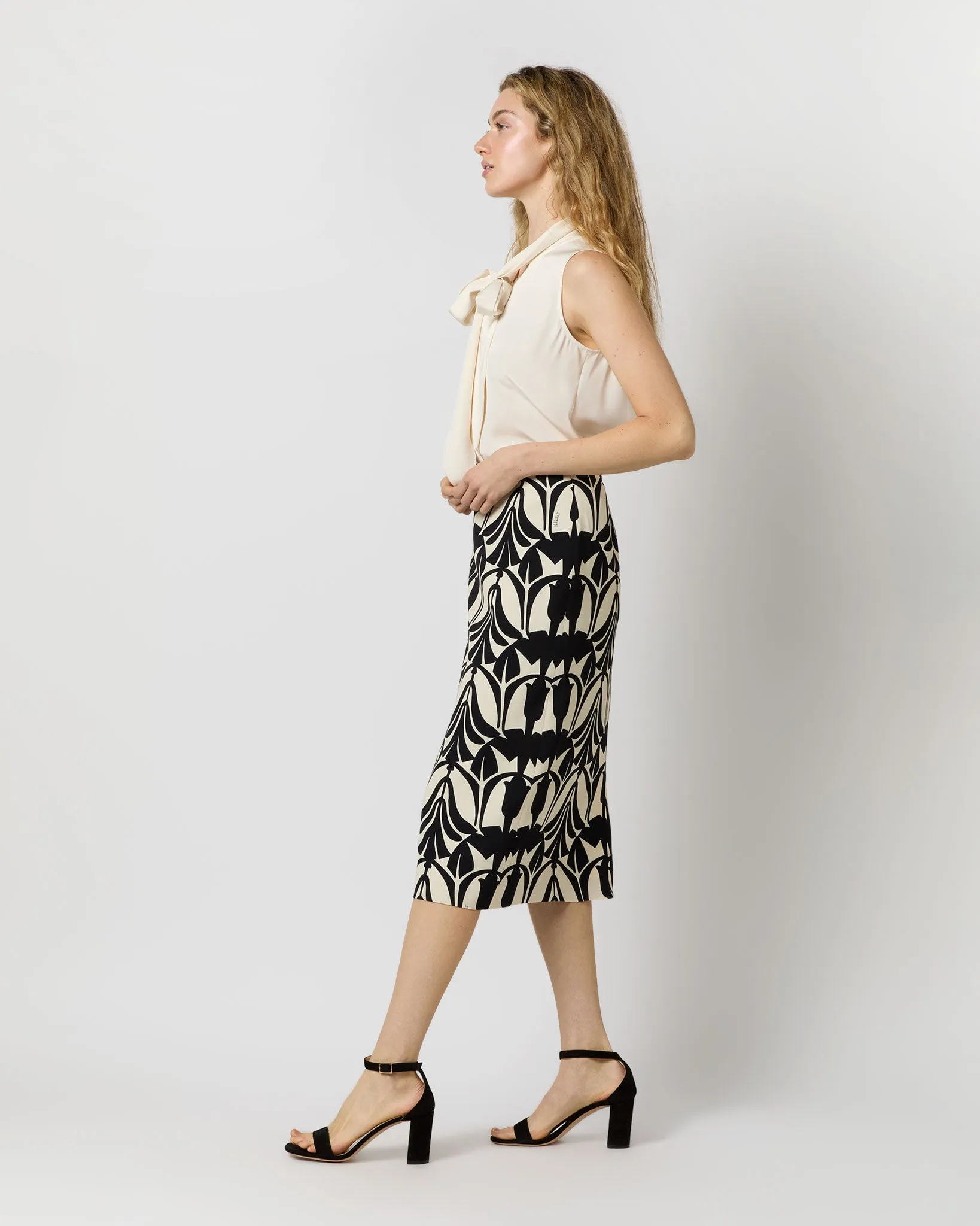 Pencil Skirt in Black/White Papyrus Sablé Satin