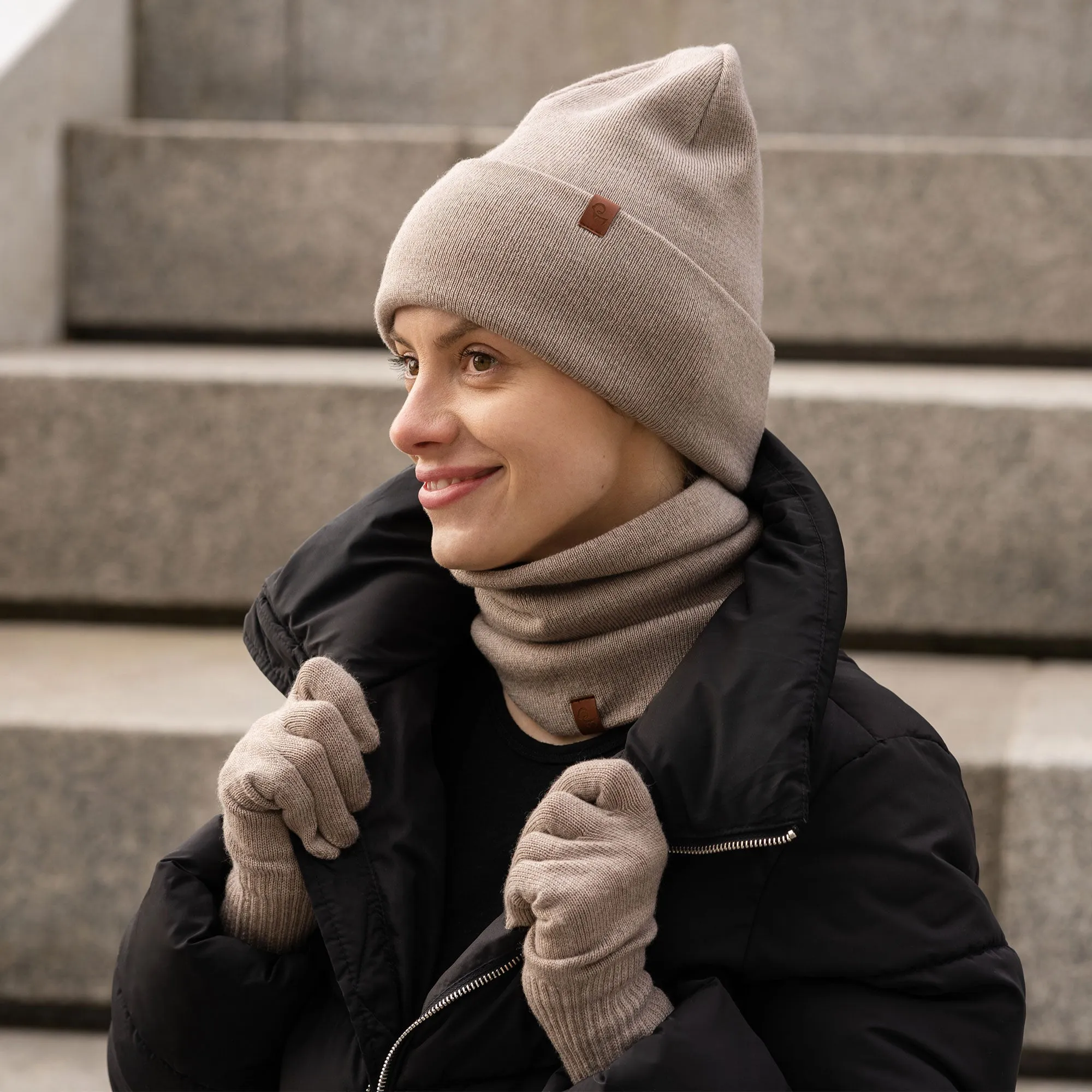 Women's Knit Beanie & Gaiter 2-Piece